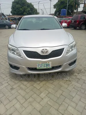 Toyota Camry SE 4dr Sedan (2.5L 4cyl 6AM) 2010 Silver
