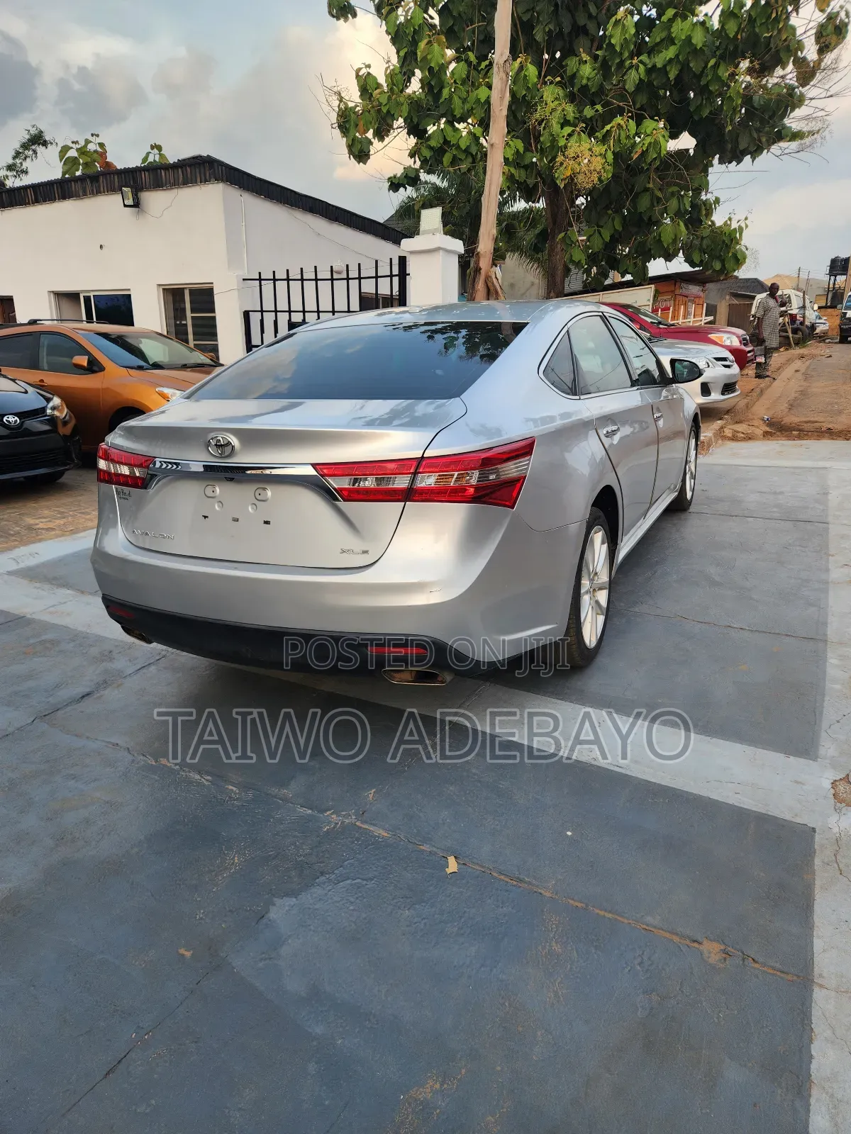 Toyota Avalon 2013 Silver