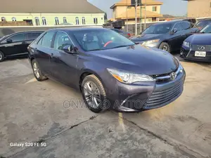 Toyota Camry 2016 Gray
