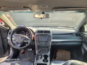 Toyota Camry 2016 Gray