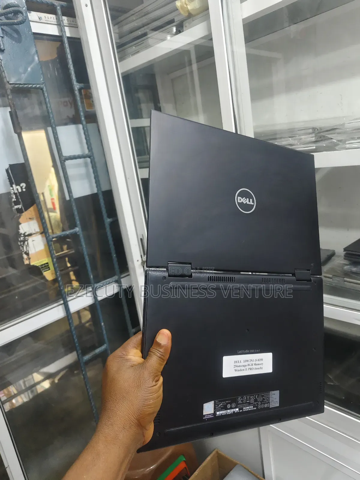 Laptop Dell Latitude 3390 8GB Intel Core i5 SSD 256GB