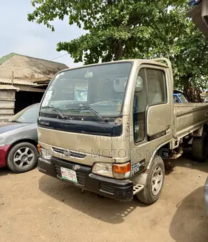 Nissan Cabstar Petrol Engine First Body Japan