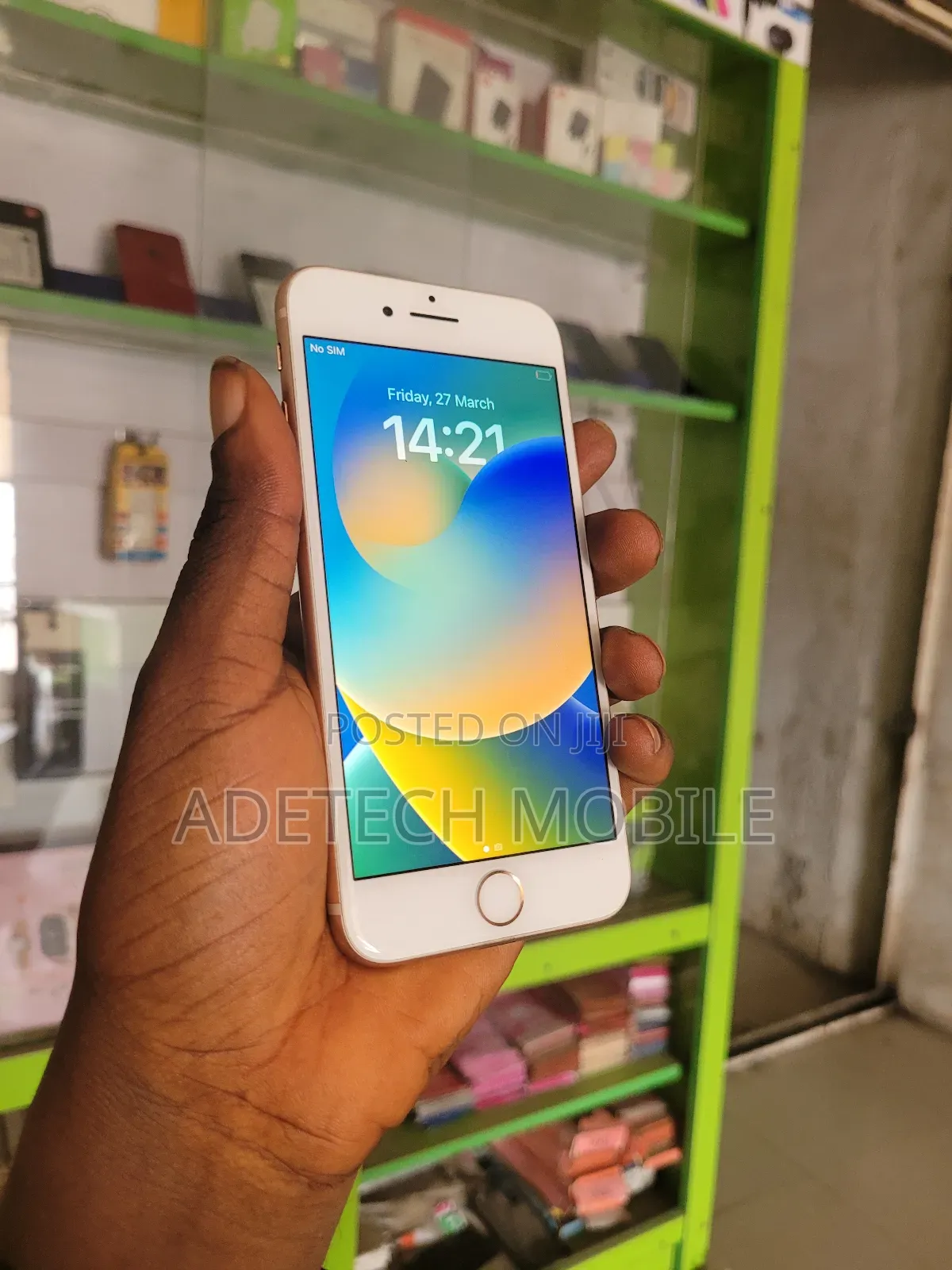 Apple iPhone 8 64 GB Gold