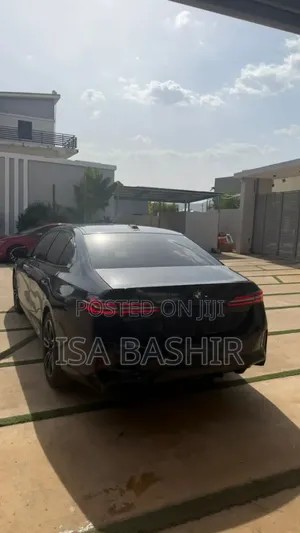 BMW 520i 2024 Black