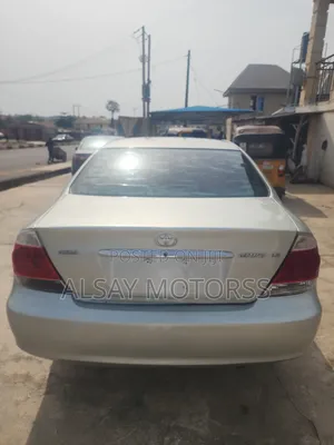 Toyota Camry LE 4dr Sedan (2.4L 4cyl 5A) 2006 Silver