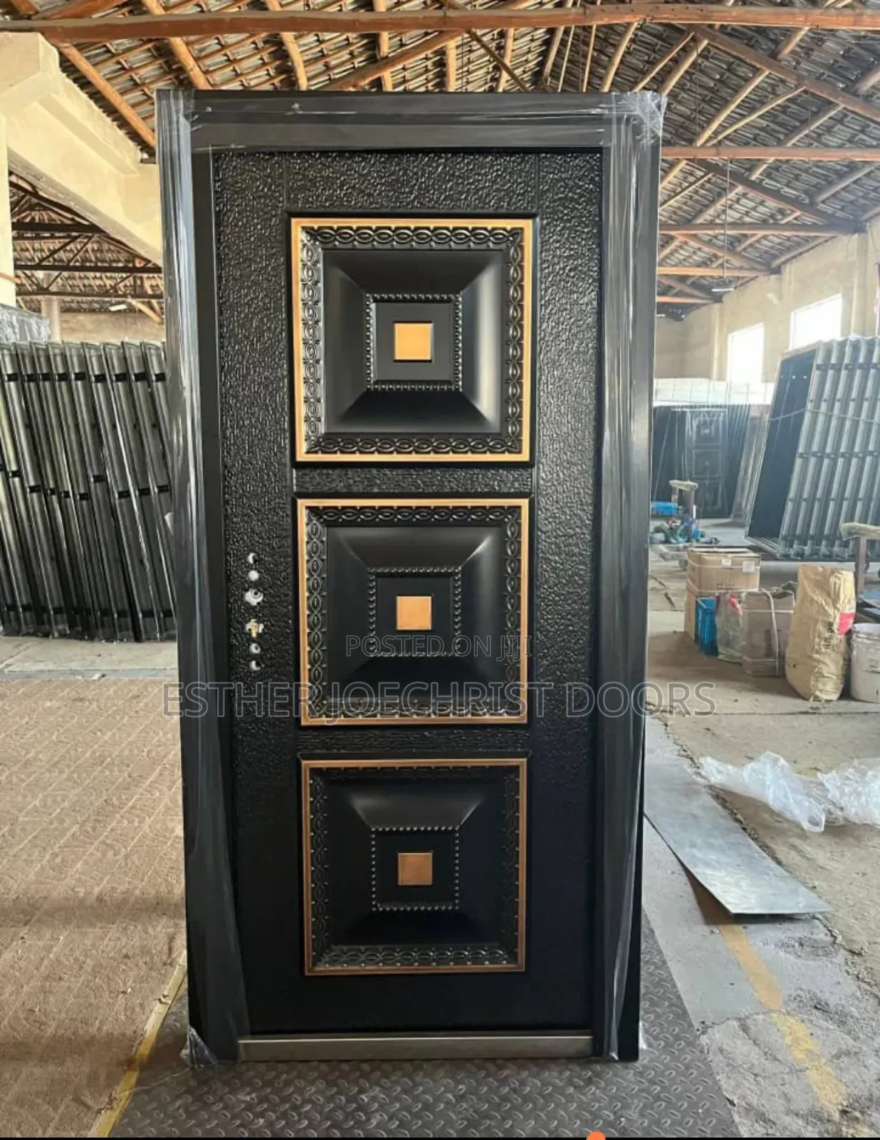 Cooper Cast Door