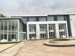 To Let-Office Complex(2500sqm)(6000sqm) Over a Thousand Packing Space.