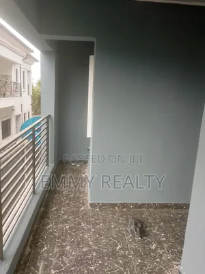 2bdrm Apartment in Eliozu for rent