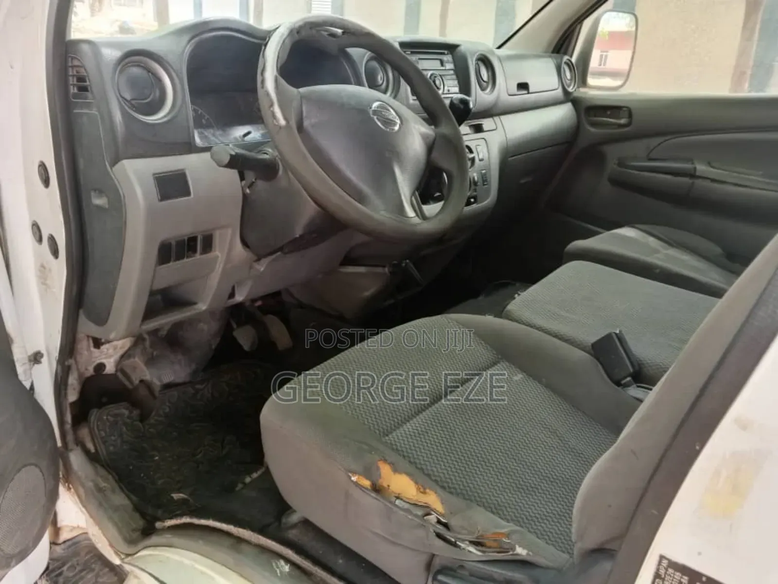 Nissan Caravan (Urvan) 2014 White