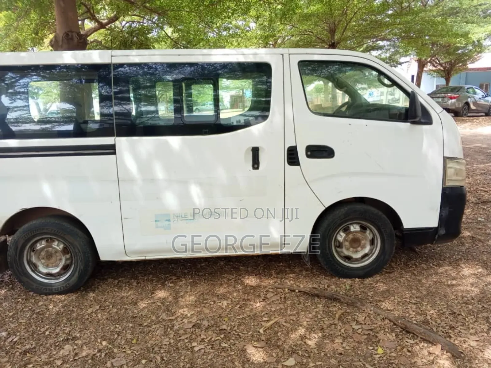 Nissan Caravan (Urvan) 2014 White