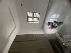 3bdrm Apartment in Startimes, Ago Palace for rent