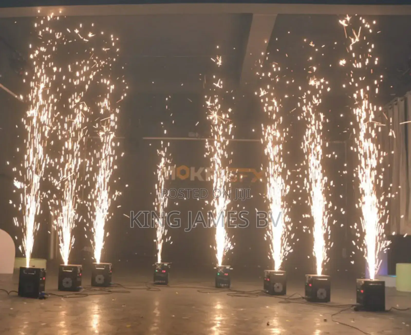 8 Cold Spark Machine