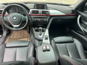 BMW 320i Sedan RWD 2015 Black