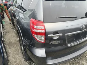 Toyota RAV4 3.5 Sport 4x4 2010 Gray