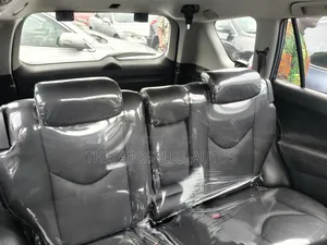 Toyota RAV4 3.5 4x4 2011 Gray