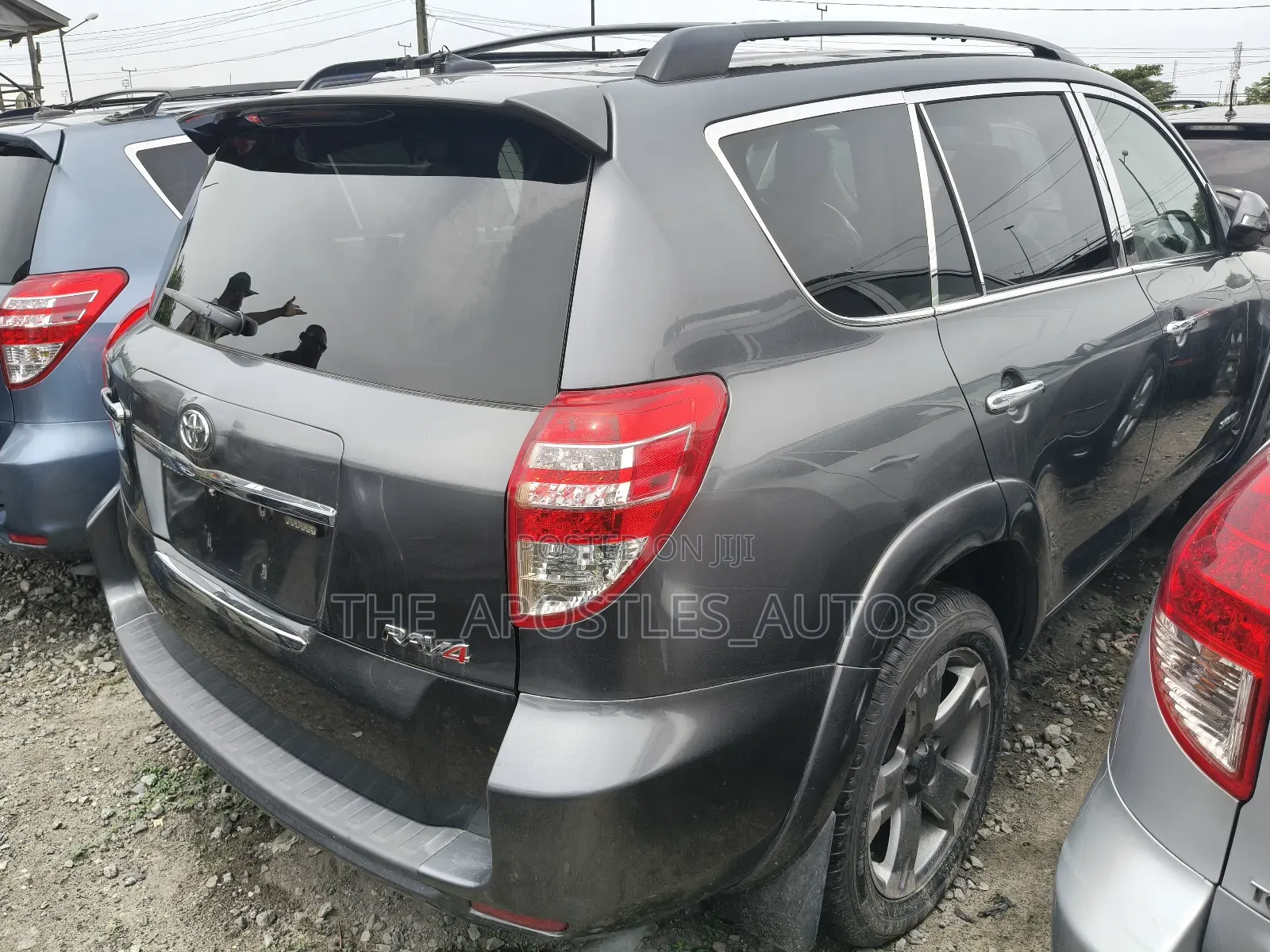 Toyota RAV4 3.5 4x4 2011 Gray