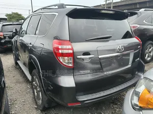 Toyota RAV4 2.5 Sport 2011 Gray