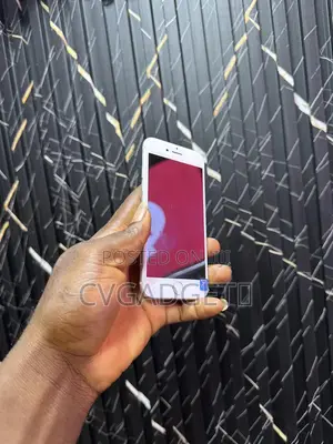 New Apple iPhone 7 32 GB Gold