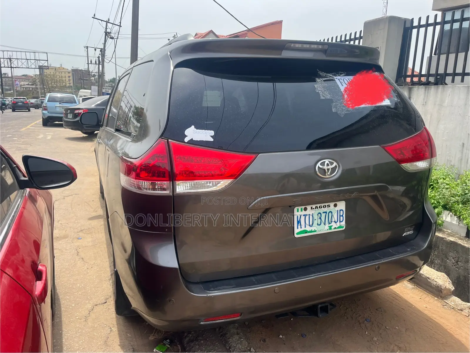 Toyota Sienna 2011 Gray