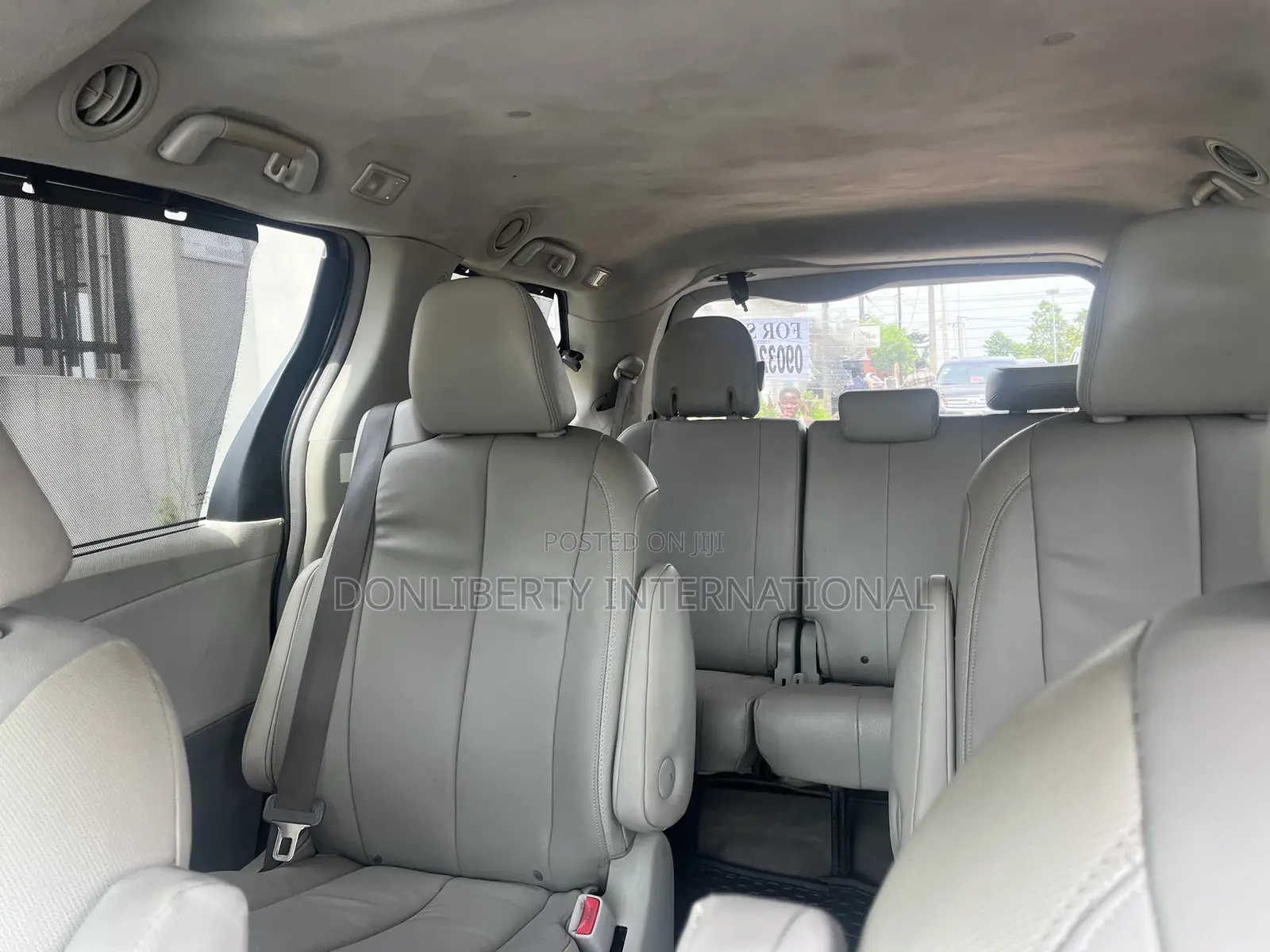 Toyota Sienna 2011 Gray
