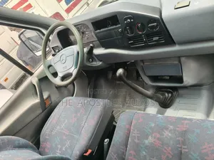 Mercedes-Benz Sprinter 2011 White