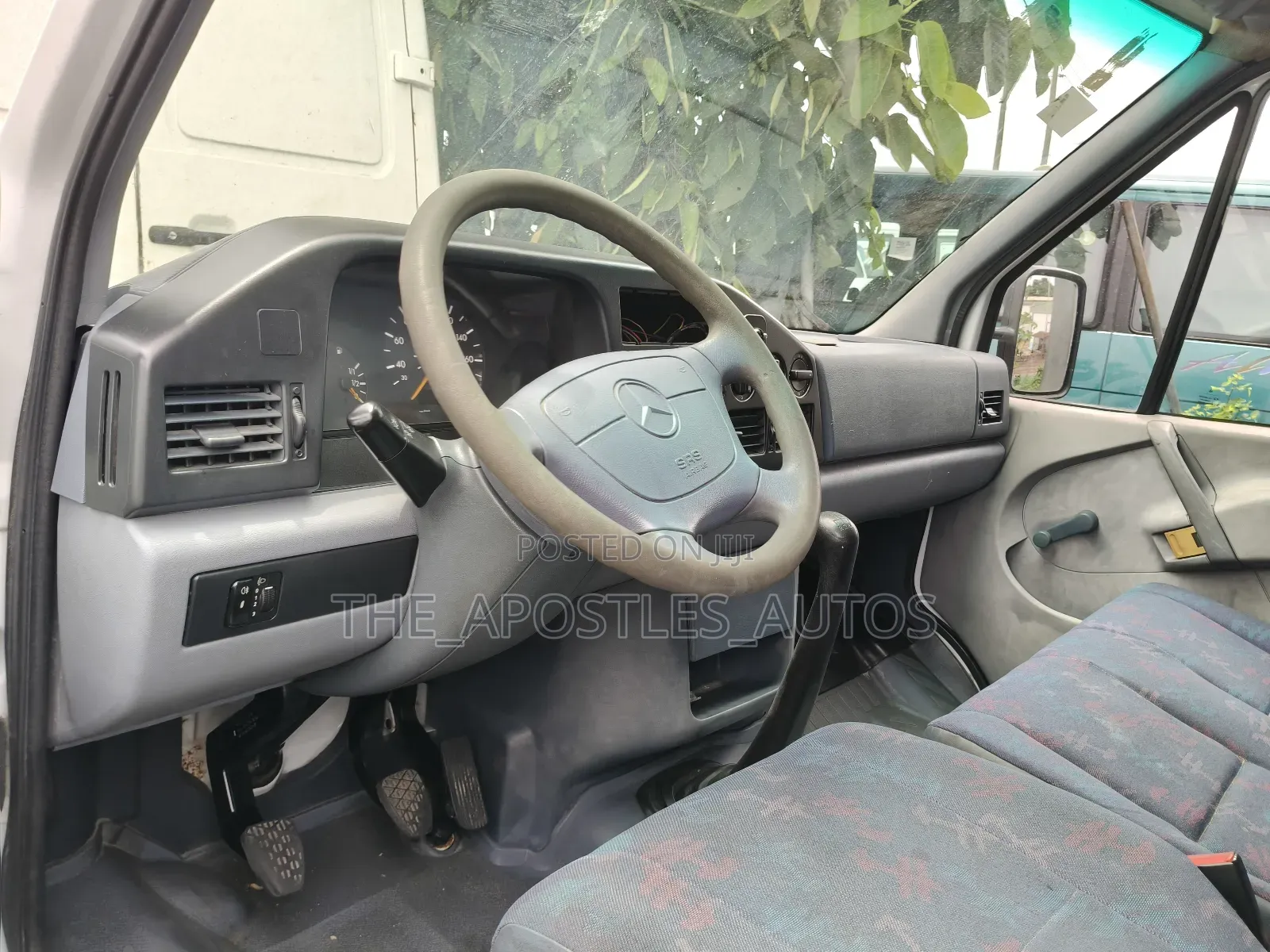 Mercedes-Benz Sprinter 2011 White