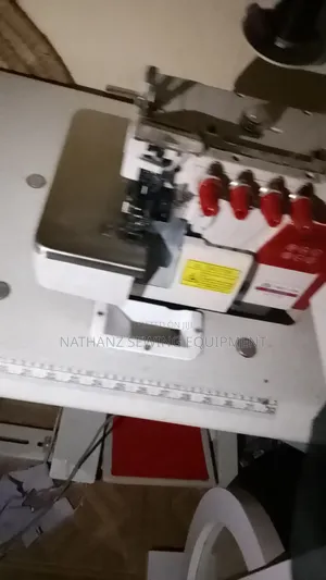 Four Threads Two Lion Direct Drive Weaving Machine