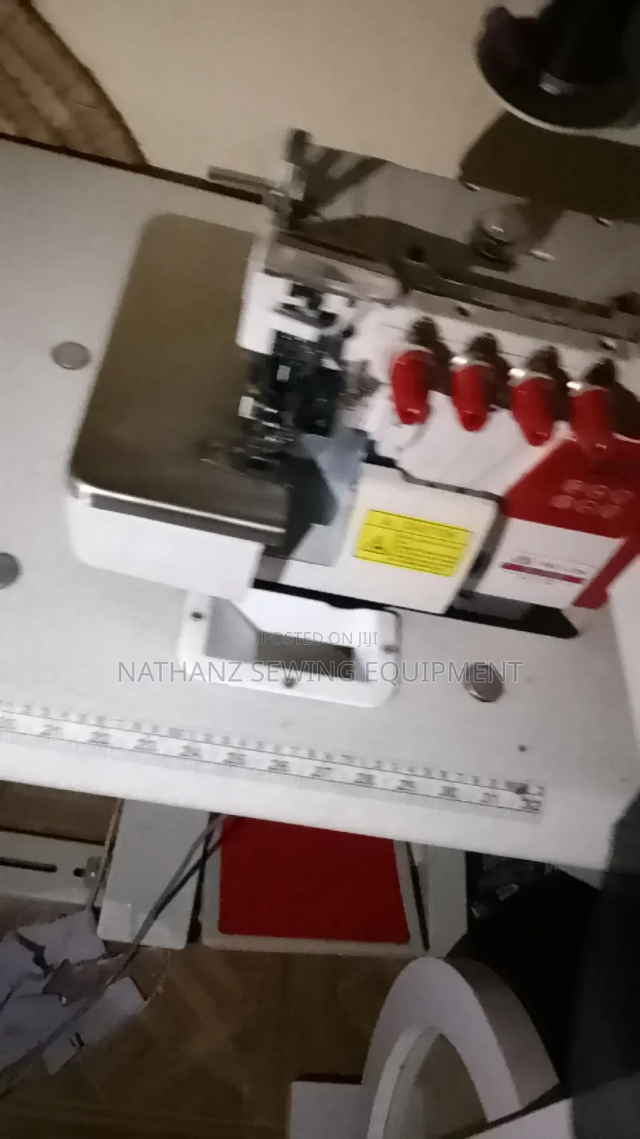 Four Threads Two Lion Direct Drive Weaving Machine
