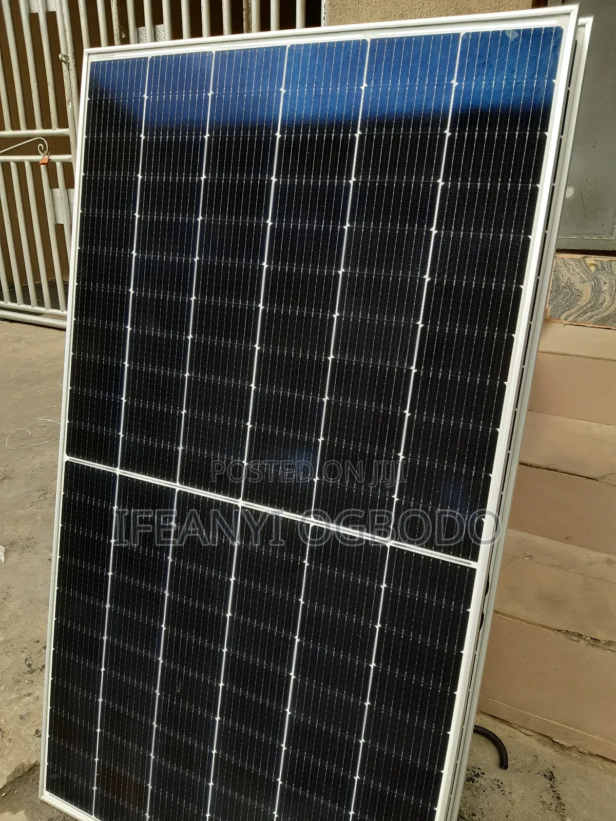 Jinko Solar Panel 390w 144cell