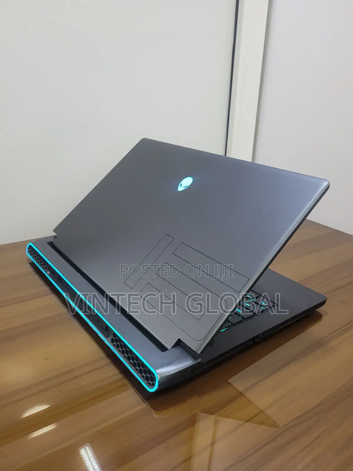 Laptop Dell Alienware M15 R6 16GB Intel Core i7 SSD 512GB