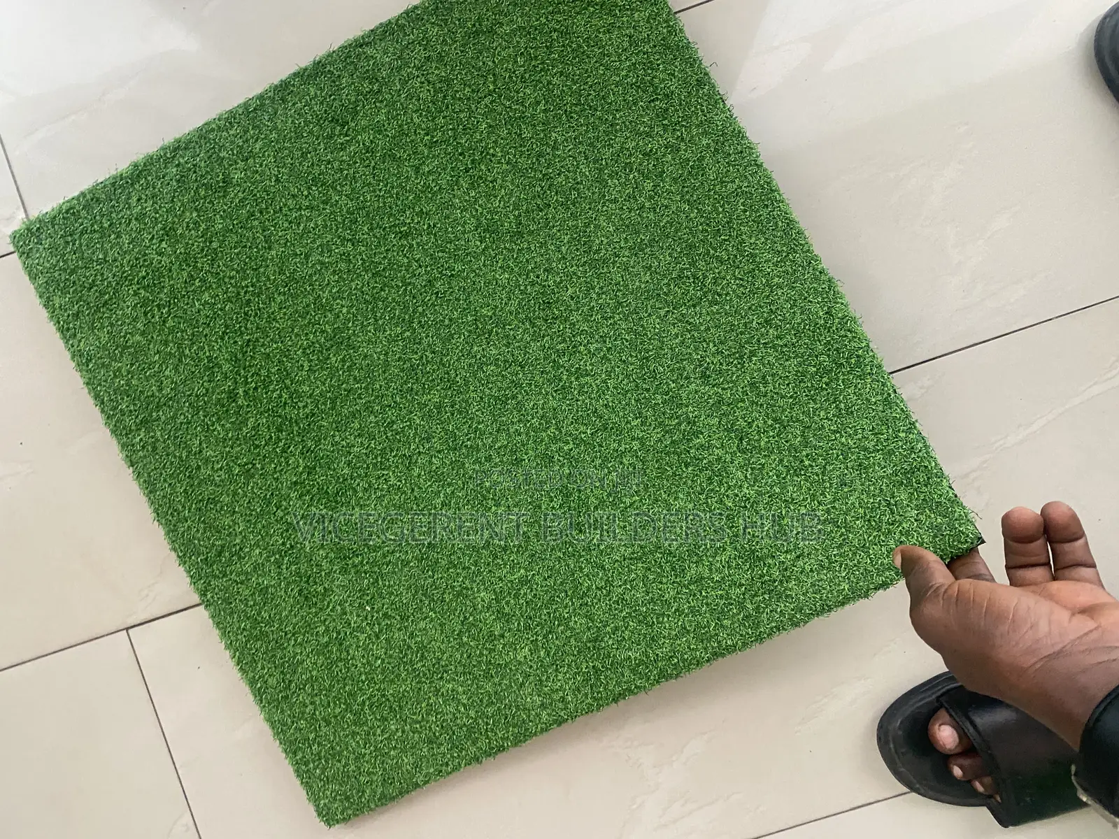 Smooth Grass Surface Gym Floor