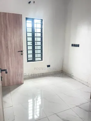 Mini Flat in Western Estate, Ikota for rent