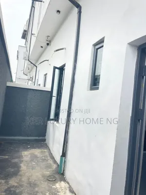 Mini Flat in Western Estate, Ikota for rent