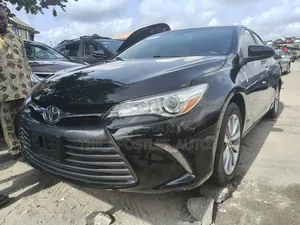Toyota Camry XLE V6 4dr Sedan (3.6L 6cyl 6A) 2016 Black