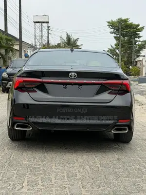 Toyota Avalon 2020 Black