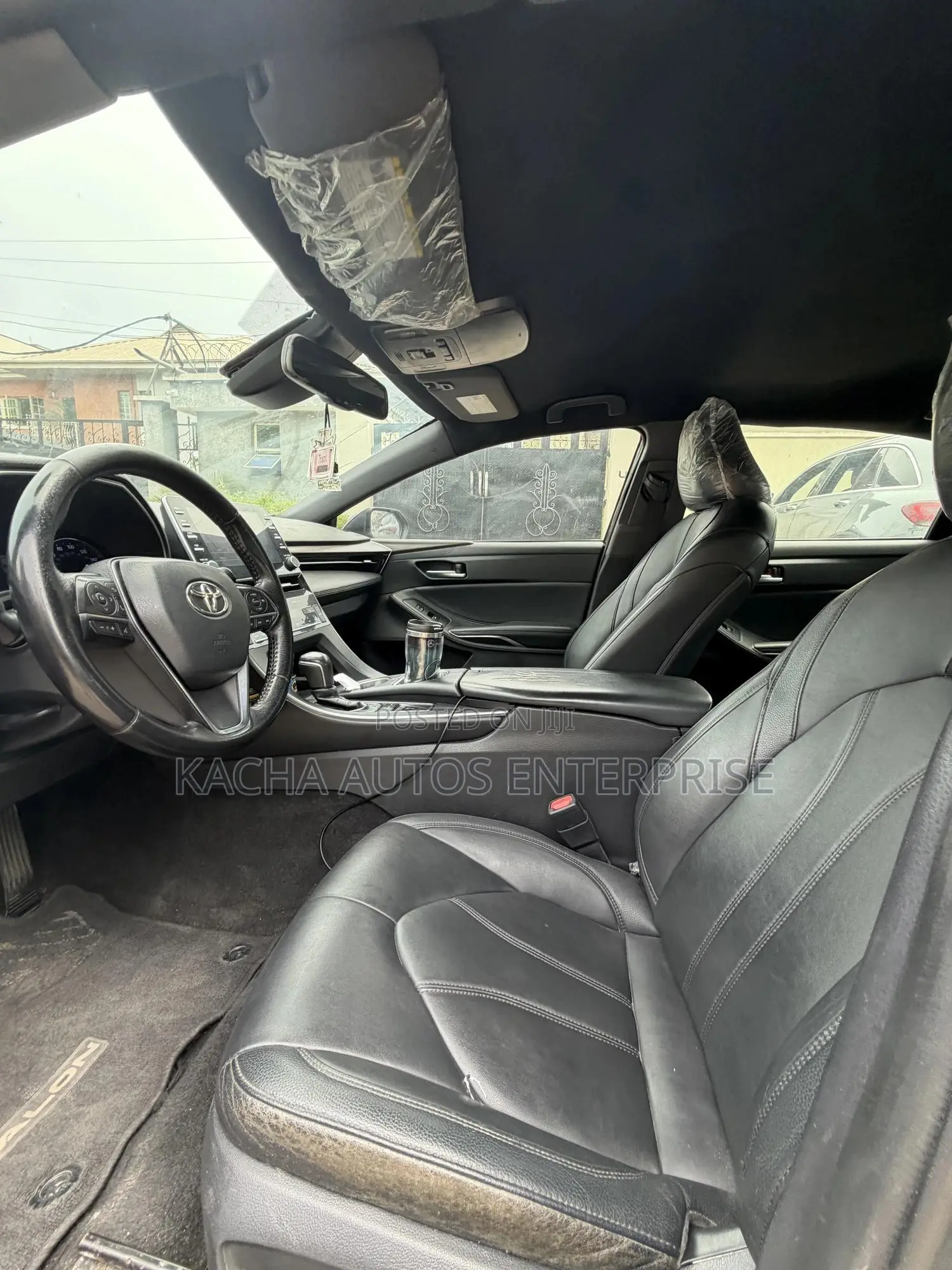 Toyota Avalon 2020 Black