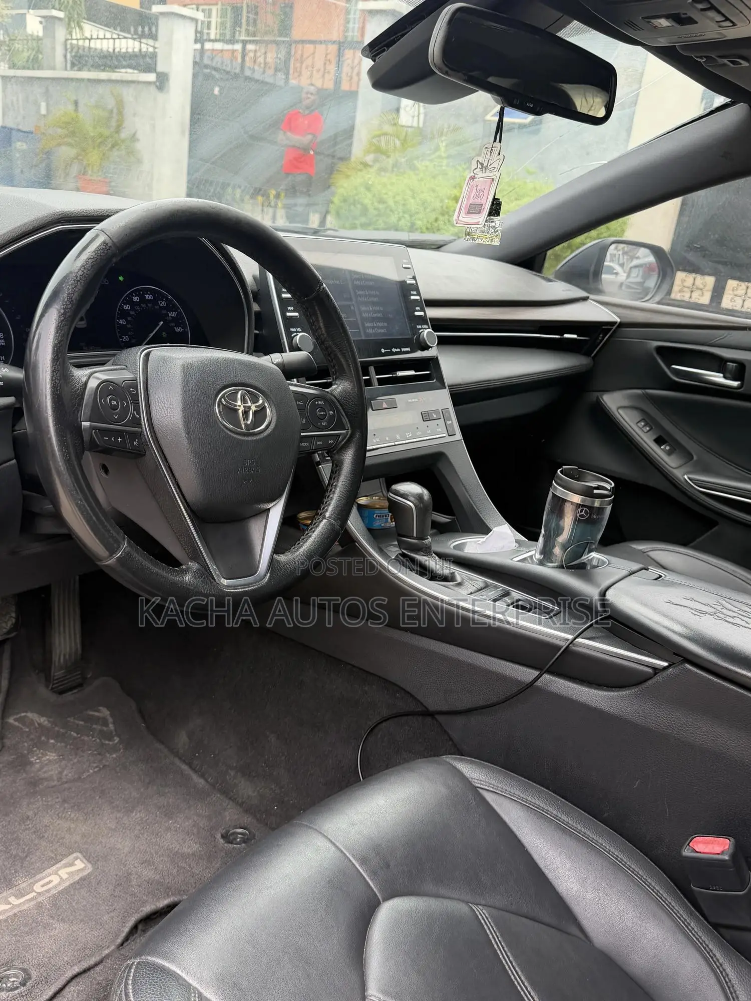 Toyota Avalon 2020 Black
