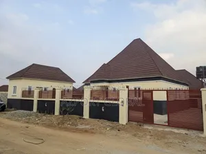 3bdrm Bungalow in Alheri Estate, Lugbe District for sale