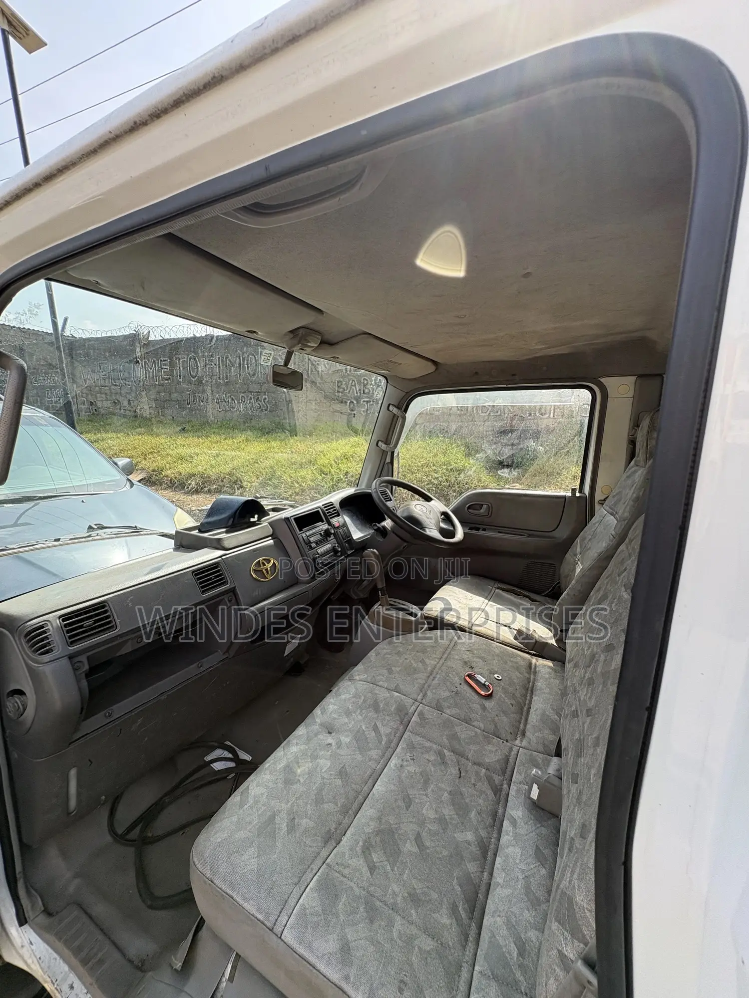 Mazda Titan Dash Injector