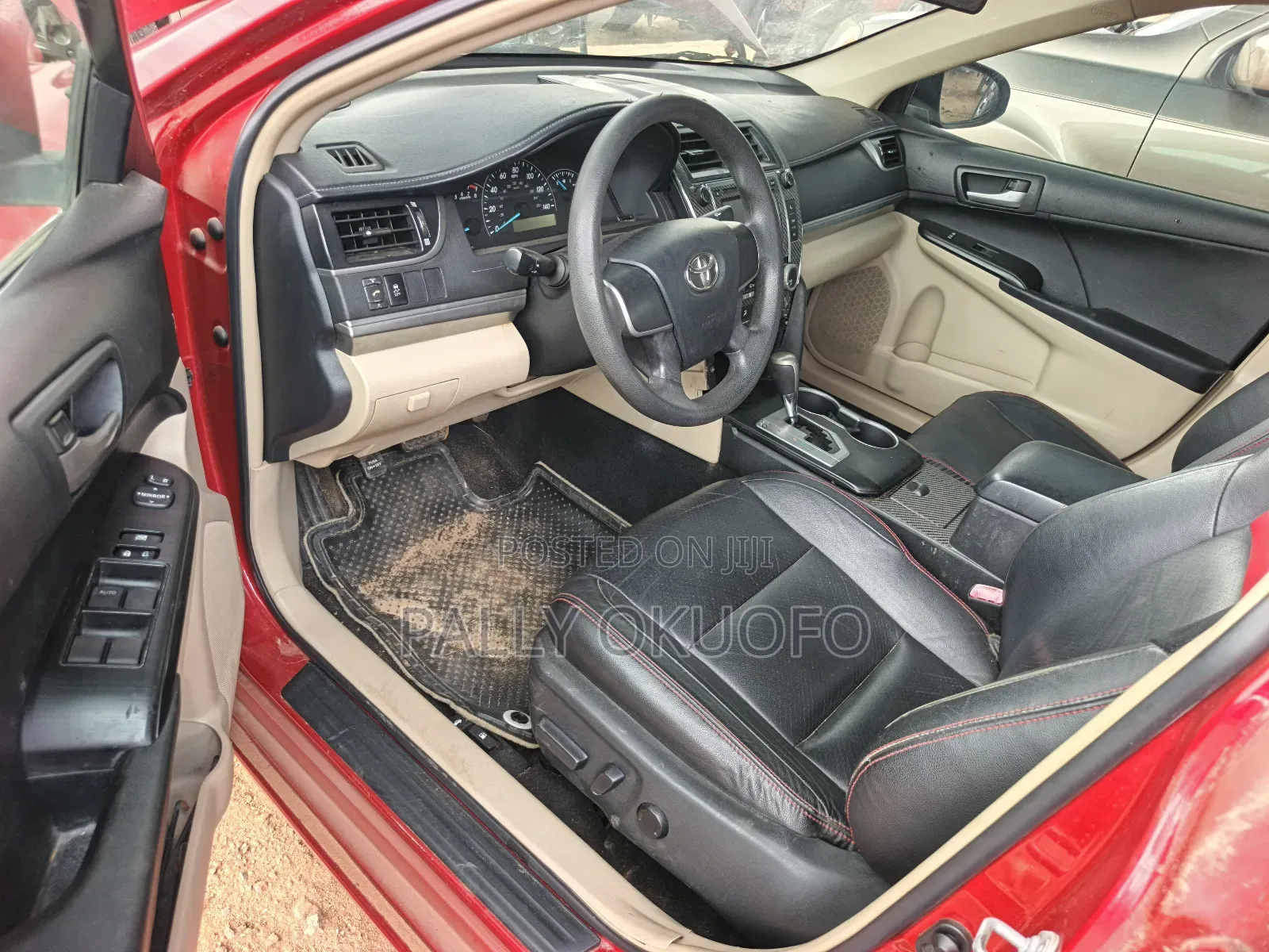 Toyota Camry LE 4dr Sedan (2.5L 4cyl 6A) 2013 Red
