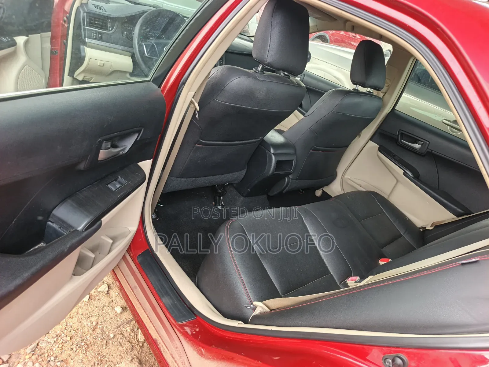 Toyota Camry LE 4dr Sedan (2.5L 4cyl 6A) 2013 Red