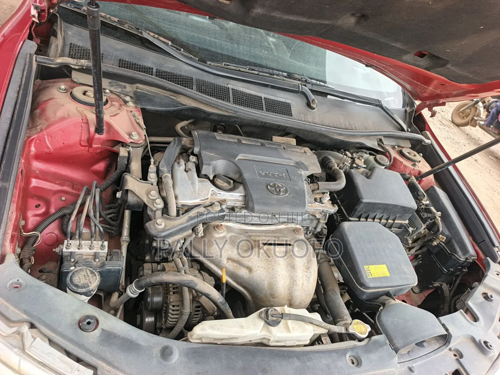 Toyota Camry LE 4dr Sedan (2.5L 4cyl 6A) 2013 Red