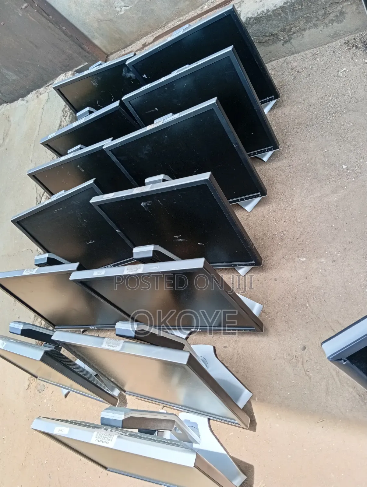 Flat Screen Monitor