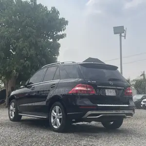 Mercedes-Benz M Class ML350 4MATIC 4dr SUV AWD (3.5L 6cyl 7A) 2015