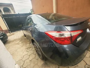 Toyota Corolla S 4dr Sedan (1.8L 4cyl CVT) 2014 Gray