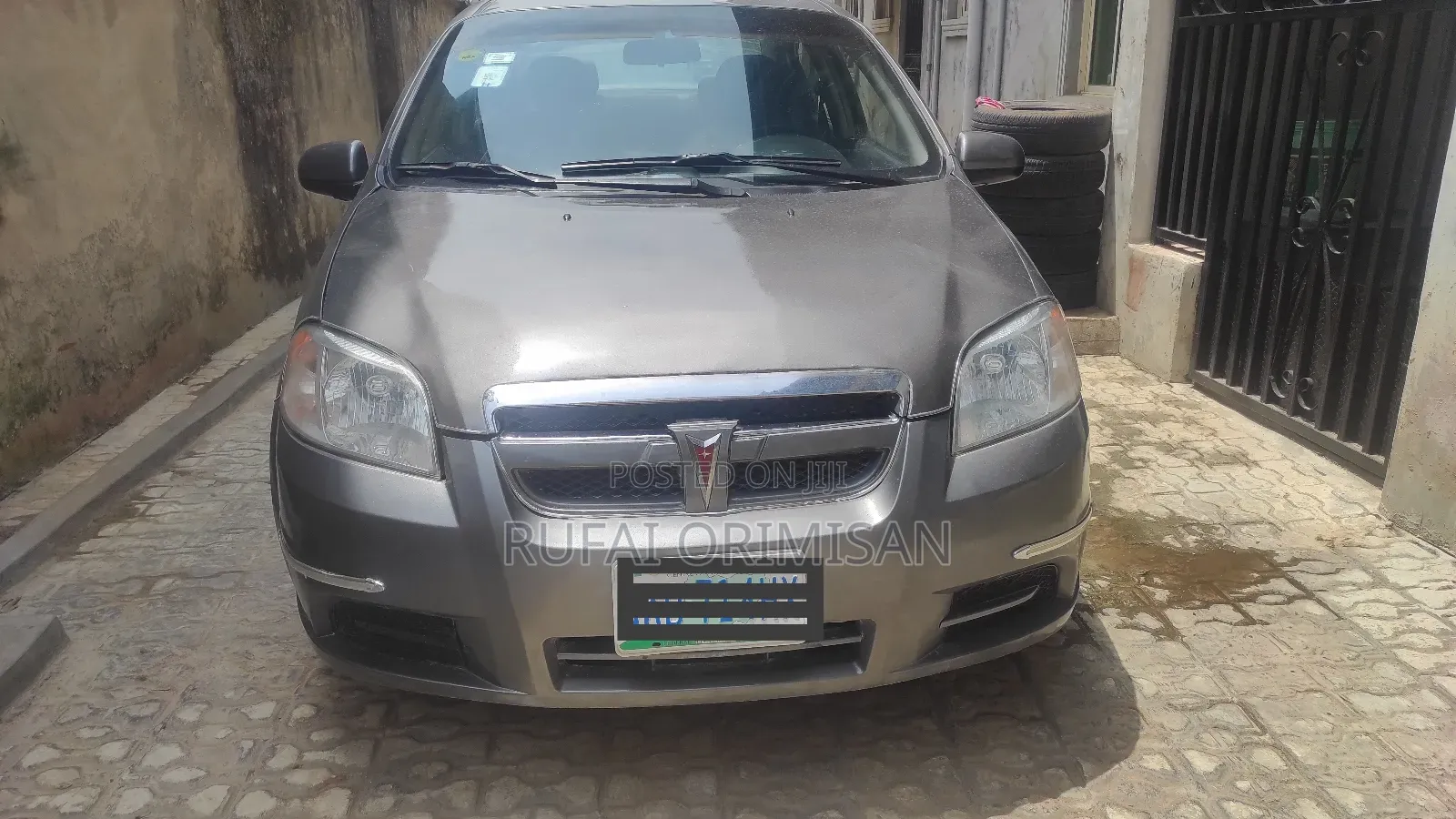 Pontiac G3 2009 Silver