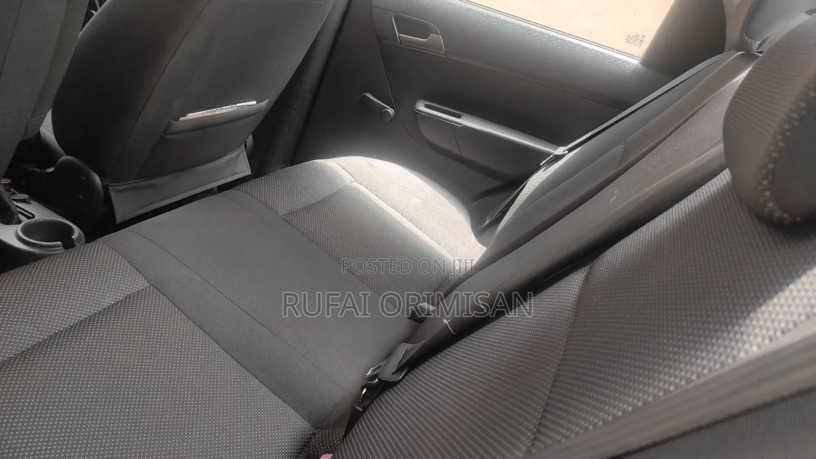 Pontiac G3 2009 Silver