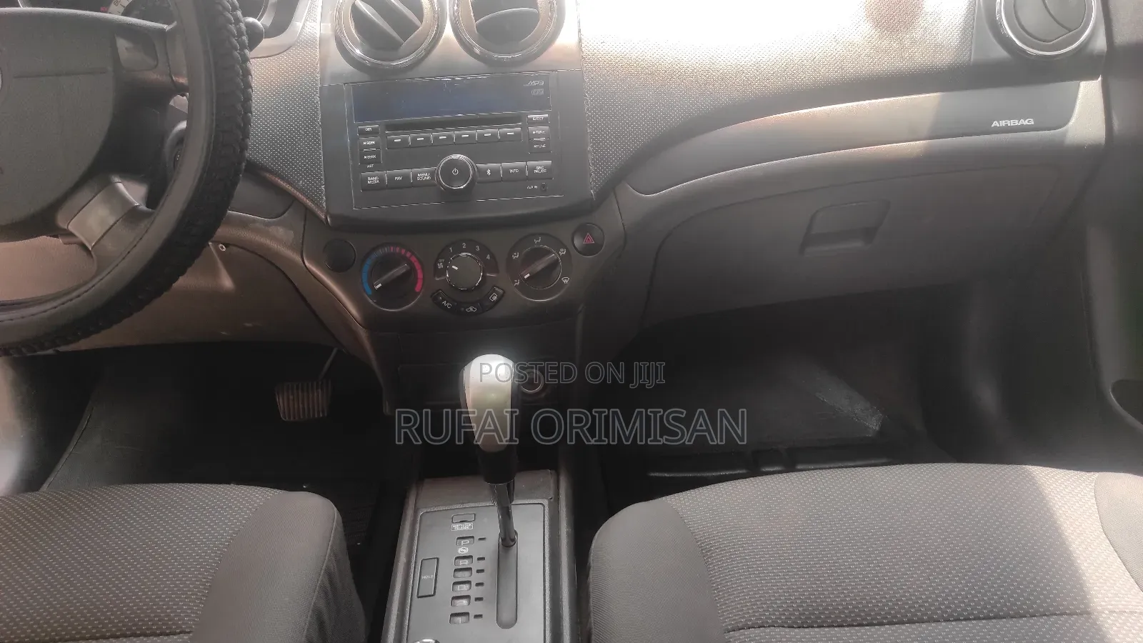 Pontiac G3 2009 Silver