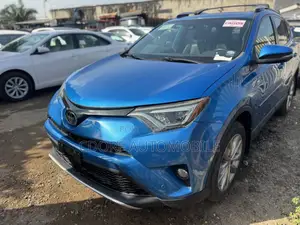 Toyota RAV4 SE AWD (2.5L 4cyl 6A) 2016 Blue