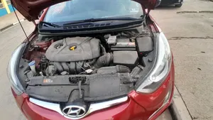 Hyundai Elantra SE 4dr Sedan (1.8L 4cyl 6A) 2015 Red